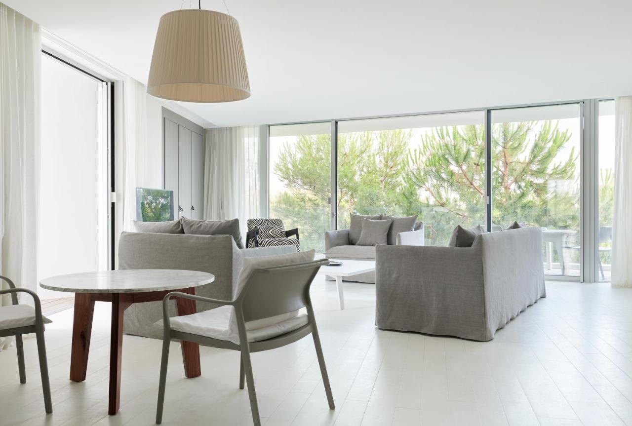 Hotel Plage Palace & Spa Palavas-les-Flots Eksteriør billede Interior of a suite at the Mandarin Oriental, Barcelona