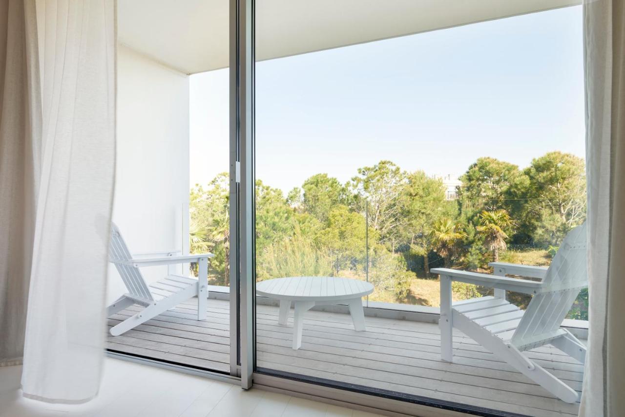 Hotel Plage Palace & Spa Palavas-les-Flots Eksteriør billede A sliding door