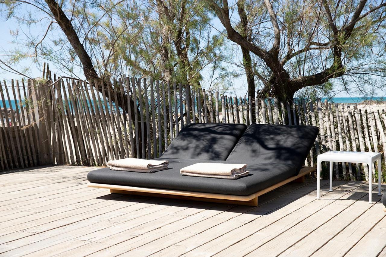 Hotel Plage Palace & Spa Palavas-les-Flots Eksteriør billede The deck at the beach