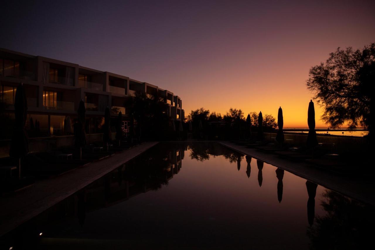 Hotel Plage Palace & Spa Palavas-les-Flots Eksteriør billede Sunset at the Village