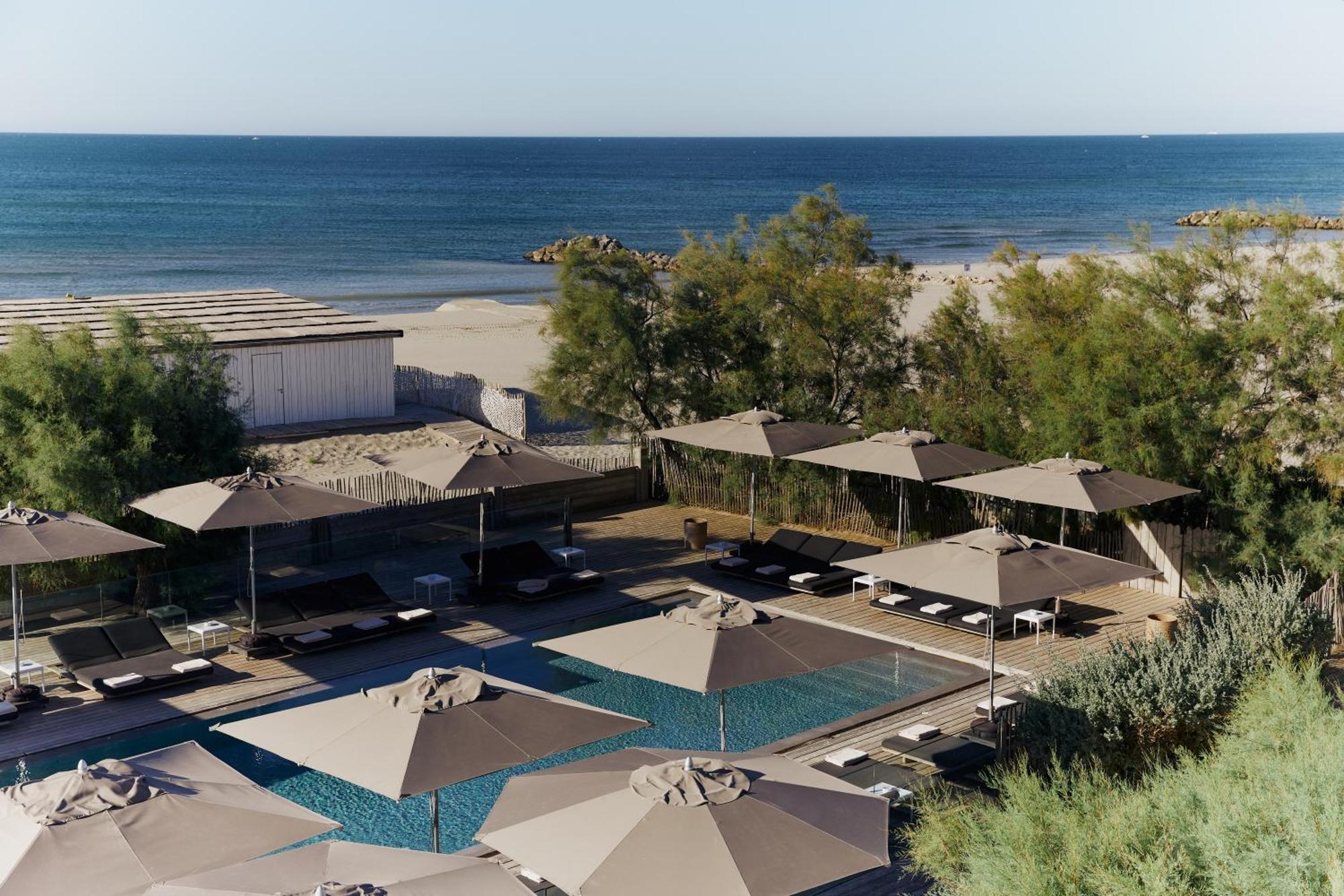 Hotel Plage Palace & Spa Palavas-les-Flots Eksteriør billede The resort's beach